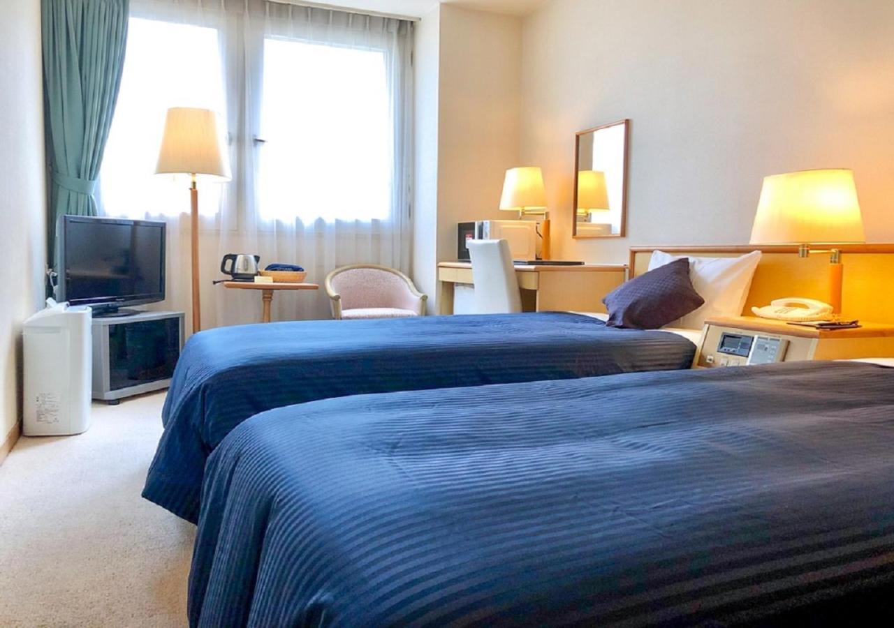 Hotel Livemax Sapporo Ekimae Bagian luar foto